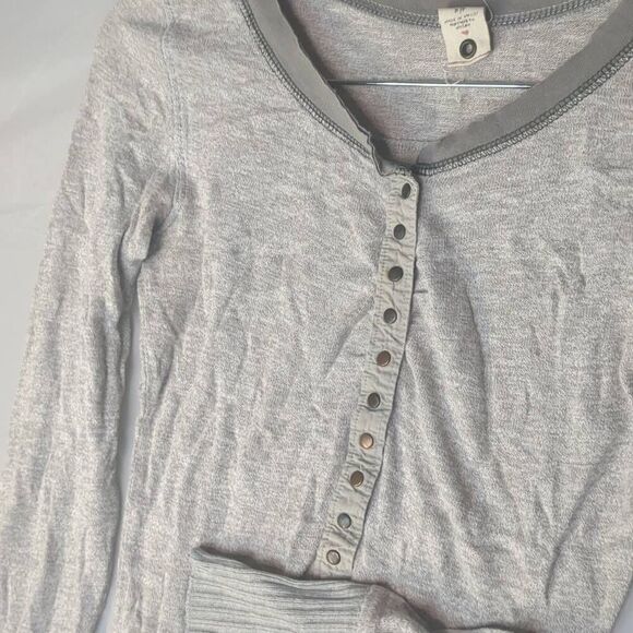 Free People Heathered Gray Henley Ribbed Cuff 100% Cotton S Small - Picture 4 of 8